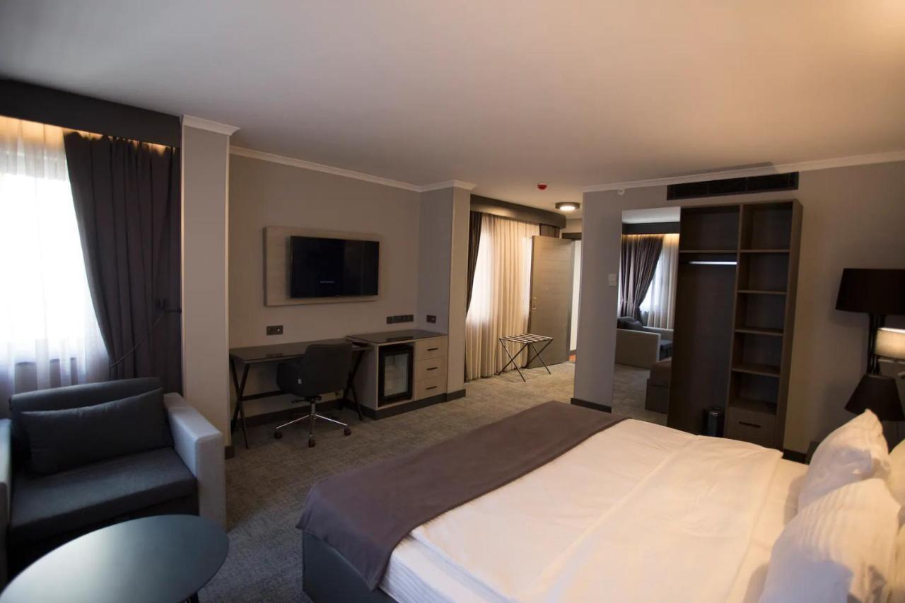Days Hotel By Wyndham Ankara Cankaya Экстерьер фото