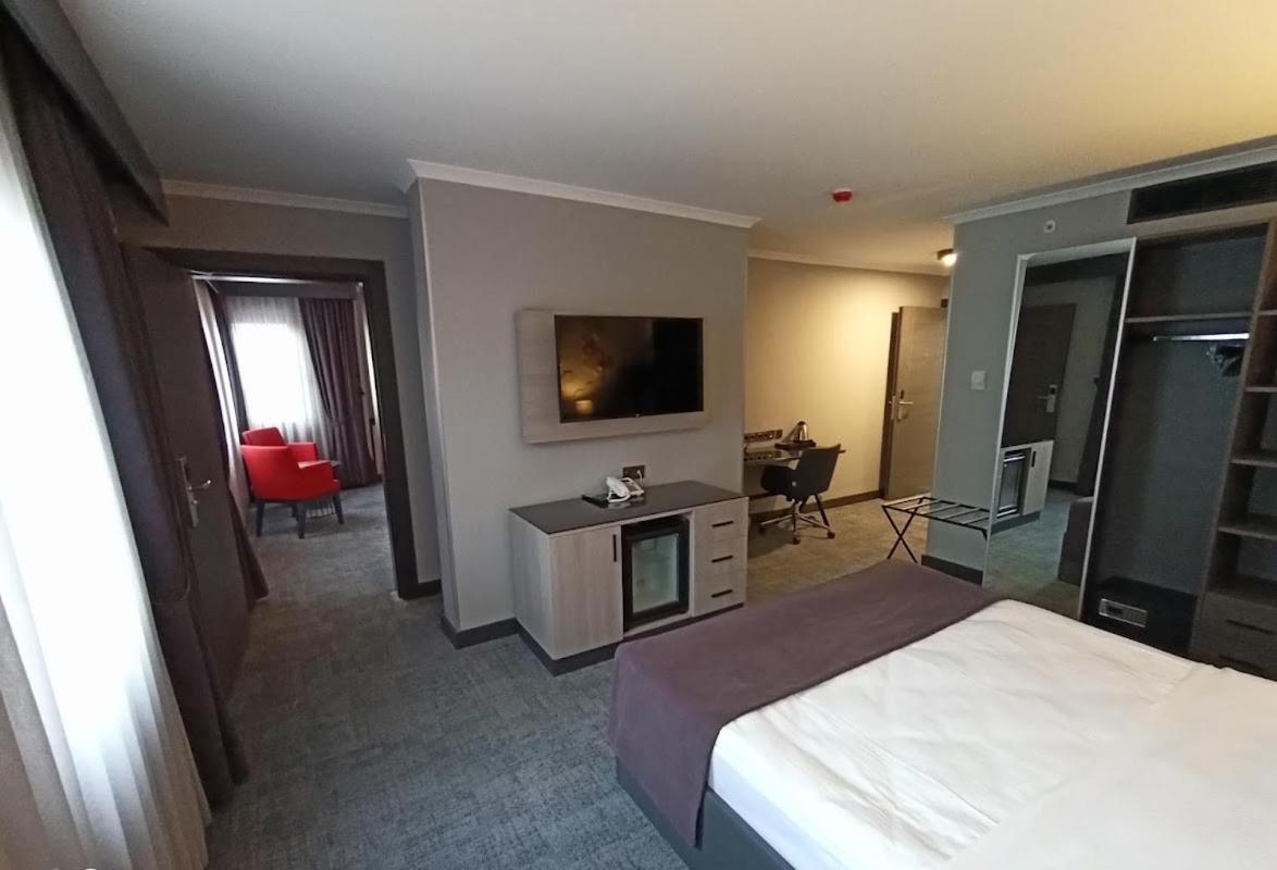 Days Hotel By Wyndham Ankara Cankaya Экстерьер фото
